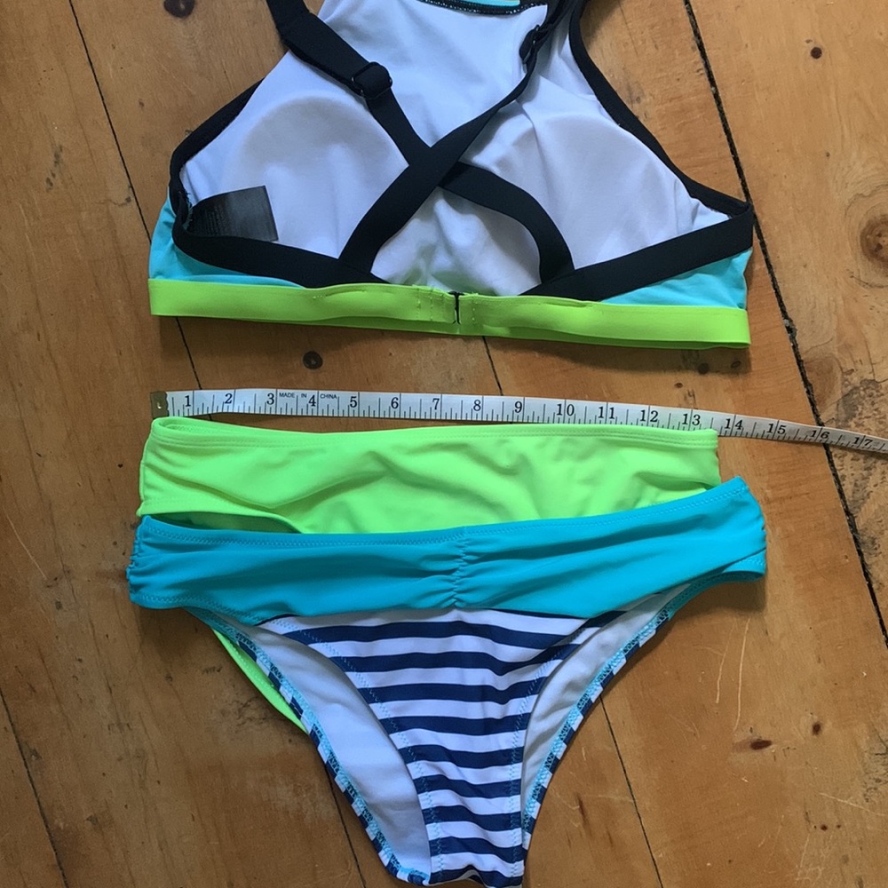 Bikini bundle - Picture 6 of 6